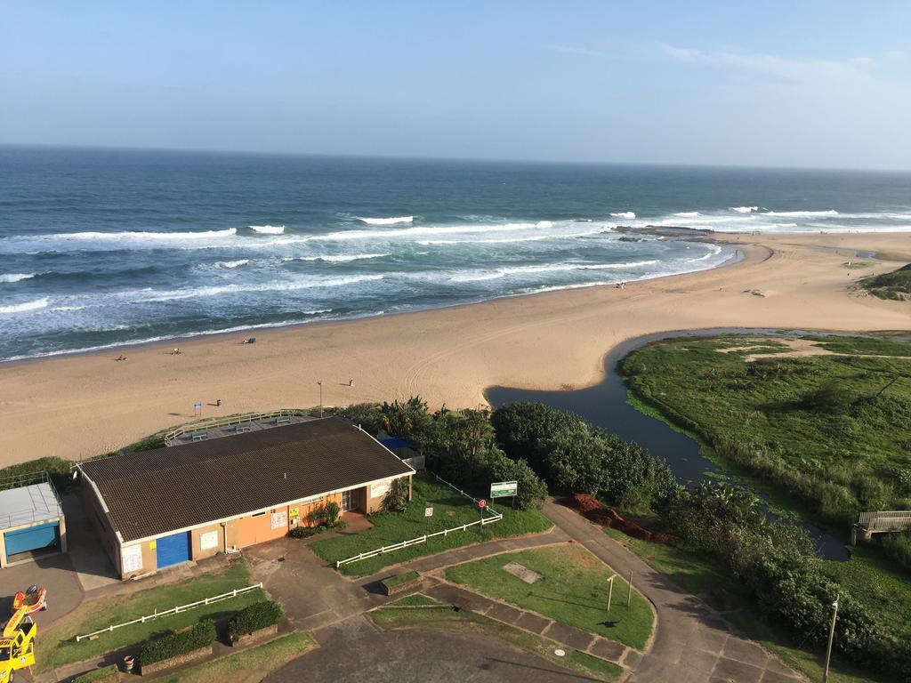 South Coast Beachfront Holiday Apartments امانزيمتوتي المظهر الخارجي الصورة