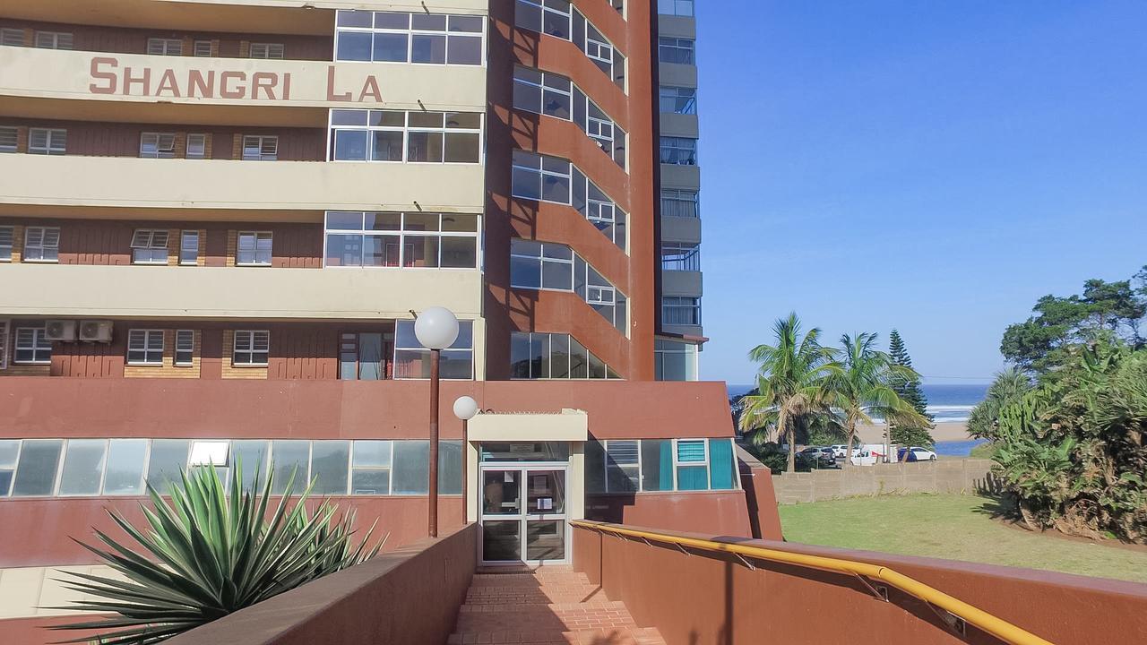 South Coast Beachfront Holiday Apartments امانزيمتوتي المظهر الخارجي الصورة