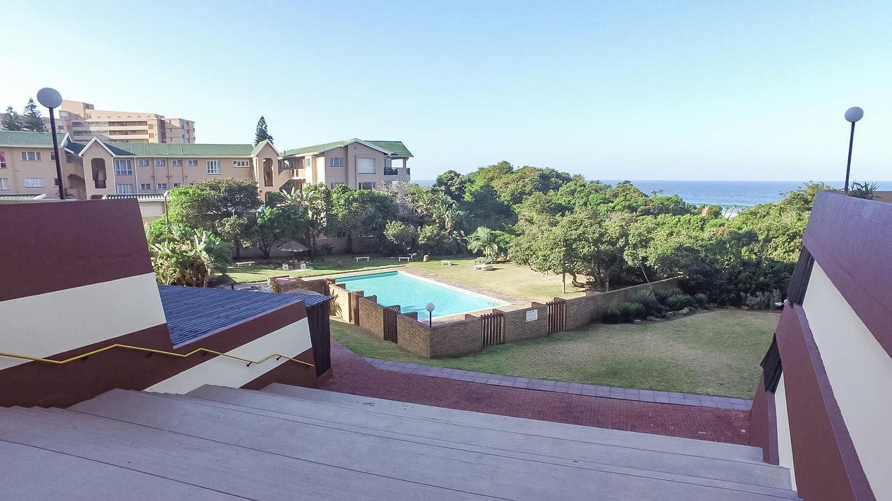 South Coast Beachfront Holiday Apartments امانزيمتوتي المظهر الخارجي الصورة