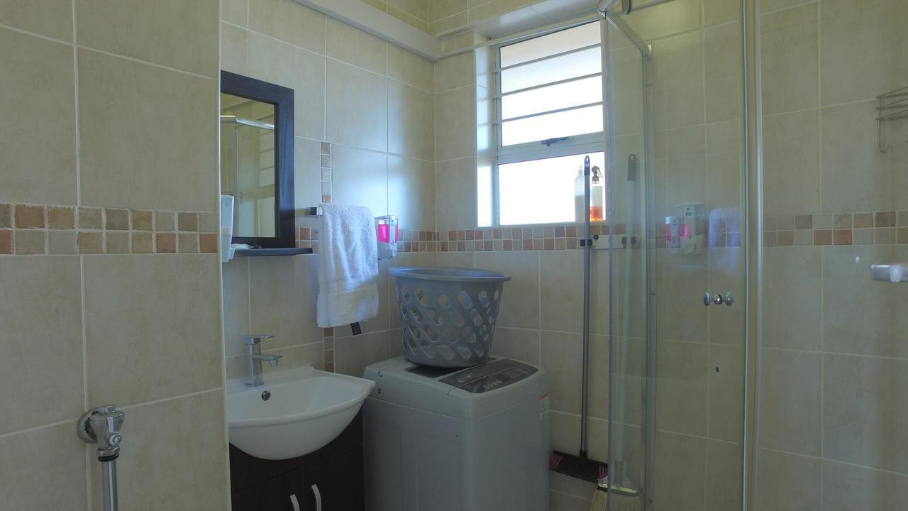 South Coast Beachfront Holiday Apartments امانزيمتوتي المظهر الخارجي الصورة